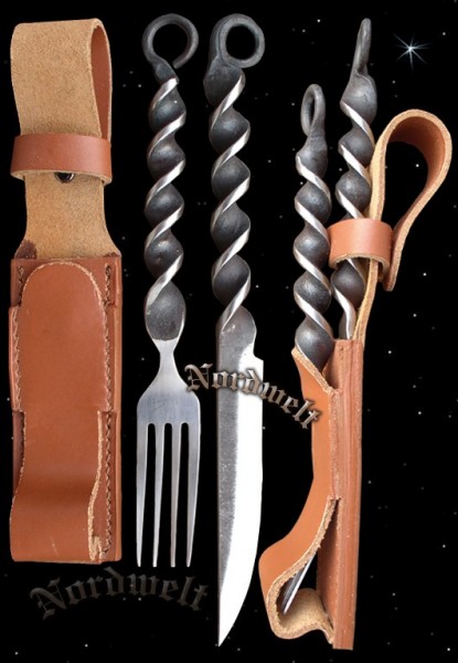 Medieval cutlery set